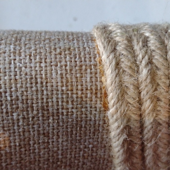 Guess wedged burlap sandals 8 and 1/2 women's - Picture 4 of 13